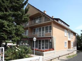 Siesta Apartmanház Balatonfüred, appart'hôtel à Balatonfüred