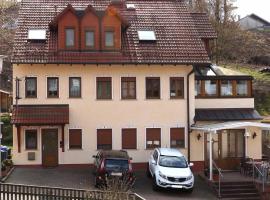 Ferienwohnung im Hainertal、Heigenbrückenのホテル