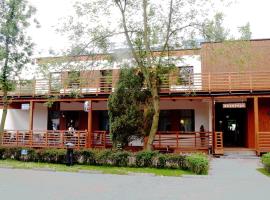 Hotel i Camping Tramp, viešbutis Torunėje