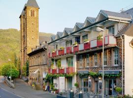 Ferienhaus Zenz - Gästezimmer im Winzerhaus, hotel with parking in Ernst