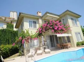 Gold City Private Pool Villa 3+1 with Free AquaPark