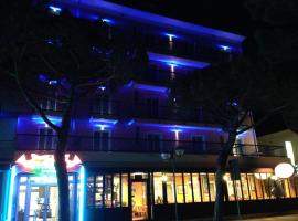Hotel Storione, готель у Лідо-ді-Єзоло