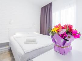 SkyHome na Nauky, Hotel in Kiew