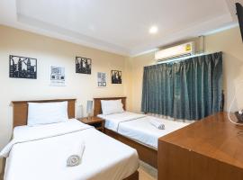 Sleep at Phuket SHA Plus, hotel in Phuket