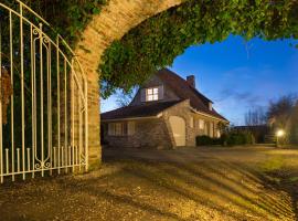 Holiday Home 'T Wildenburgs Klaverhuys, hotel v destinaci Wingene