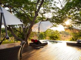 Sangasava Safari Lodge, hotel med parkering i Balule Game Reserve