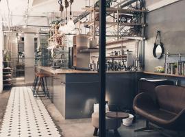 188 Station, hostel in Tainan