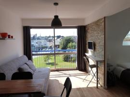 Studio à 2 pas du port de Paimpol, hotel v destinaci Paimpol