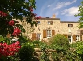 Au Coeur de la Nature, nakvynės su pusryčiais namai mieste Saint-Malo-du-Bois