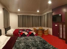 FRATERNITY HOMESTAY, hotel cerca de Pagoda Japonesa de la Paz, Darjeeling