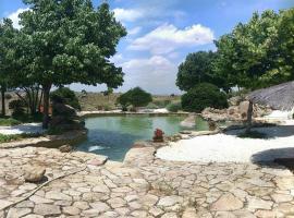 Finca El Cerco a 5m de Puy du Fou y 10m a casco antiguo de Toledo วิลลาในArgés