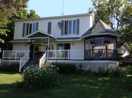 Le Reflet de la Rivière B&B, bed and breakfast en Weedon-Centre