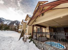 Timberline by FantasticStay, hotell i Fernie