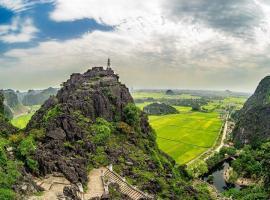 Hang Mua Happiness Homestay