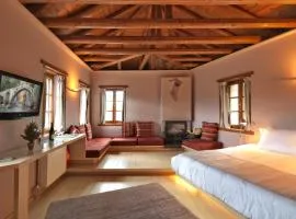 Kipi Suites