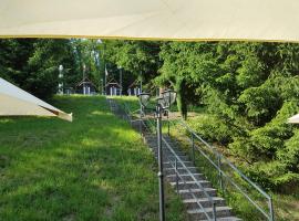 Olivin Kytlice Hiker Huts, hotel di Kytlice