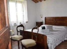 Casa Vacanze Porta Vecchia, allotjament vacacional a Montalcino