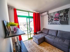 Apartment with big pool and sea view, hotel em Amadores