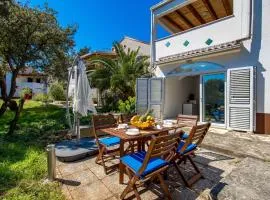 Apartments in pinewood near the sea