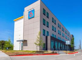 Studio 6 Austin Airport, hotel cerca de Aeropuerto internacional de Austin-Bergstrom - AUS, Austin