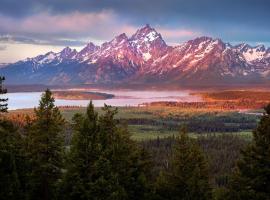 Jackson Lake Lodge, готель у місті Моран