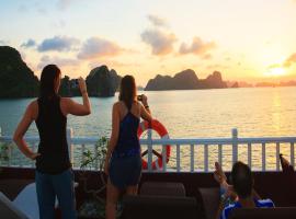 Royal Palace Cruise, hotel in Ha Long