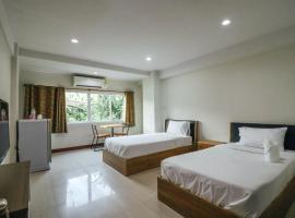 DD Place, hotel with parking in Suphan Buri