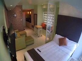 1 Bedroom Unit at SMDC Wind Residences Tagaytay Tower 1 15th floor, отель с парковкой в Тагайтае