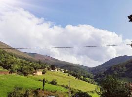 Casa de aldea Amezaga, hotell sihtkohas Taramundi