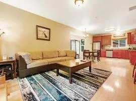 Rio Nido Retreat