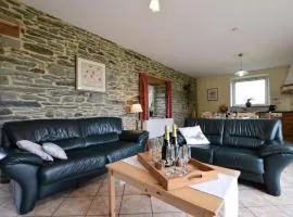 Cottage in Neufmoulin with sea beach