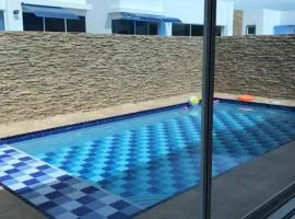 Casa Quinta con Piscina Privada y Aire Acondicionado via a Girardot