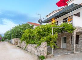 Silver Beach Apartments Vis