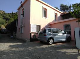 Garden Of Olive Trees, lodge in Asfendhilés