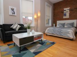 Stylish Downtown Studio in the SouthEnd, C.Ave# 3, serviced apartment in Boston