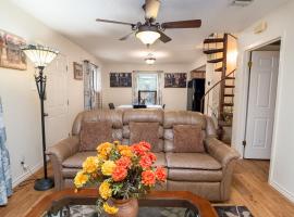 Home away from Home, vacation rental in San Antonio
