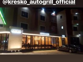 Hotel Kresko, hotel di Lushnjë