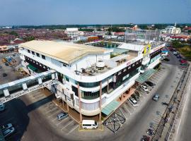 Hotel Sfera, hotel em Lumut