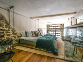 Akakia&rsquo;s house