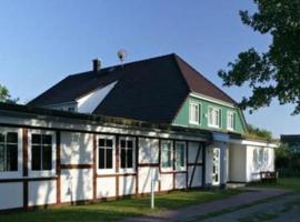 Gaestehaus _ Strandhalle, вариант проживания в семье в городе Аренсхоп