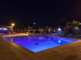 Camping Cap Sud, glamping site in Alénya