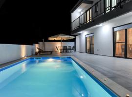 Villa Lily ZadarVillas, hotel di Privlaka