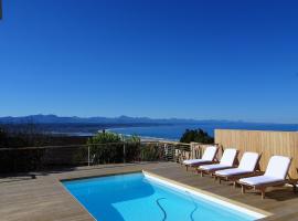 Stella Maris Luxury Apartment, hotel perto de Plettenberg Bay Golf Course, Plettenberg Bay