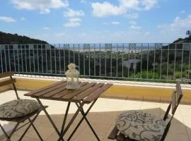 ARTSEA Studio Apartment with sea view