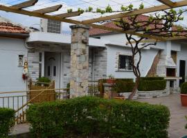 VILA SS KEKEZI, hotel in Gjirokastër