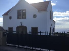 Restored Winery On The Atlantic 3bedroom house, holiday home in Sintra