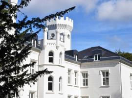 Schloss Hohendorf, Hotel mit Parkplatz in Groß Mohrdorf