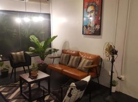 La Casa Sathorn 11, homestay in Bangkok