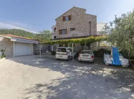 Apartments and Rooms LEA