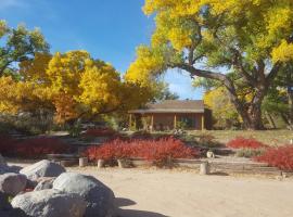 Abiquiu Inn, family hotel in Abiquiu